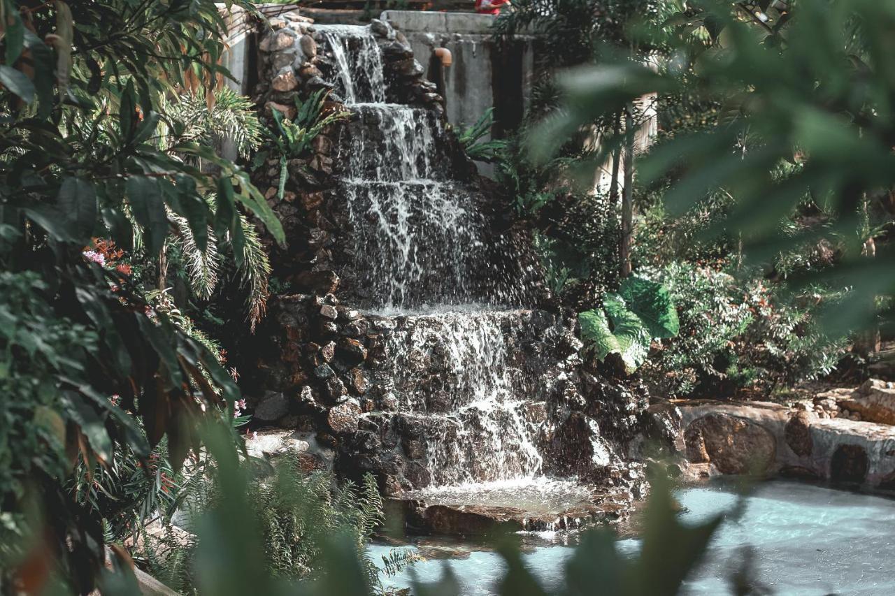 La Vie Adventure Trails Hotel Salabusob Bagian luar foto